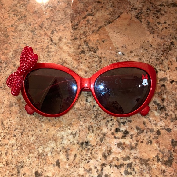 Disney Other - NEW Disney Minnie Mouse sunglasses